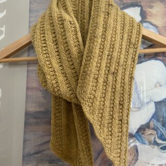 Birk, tørklæde med hulmønster